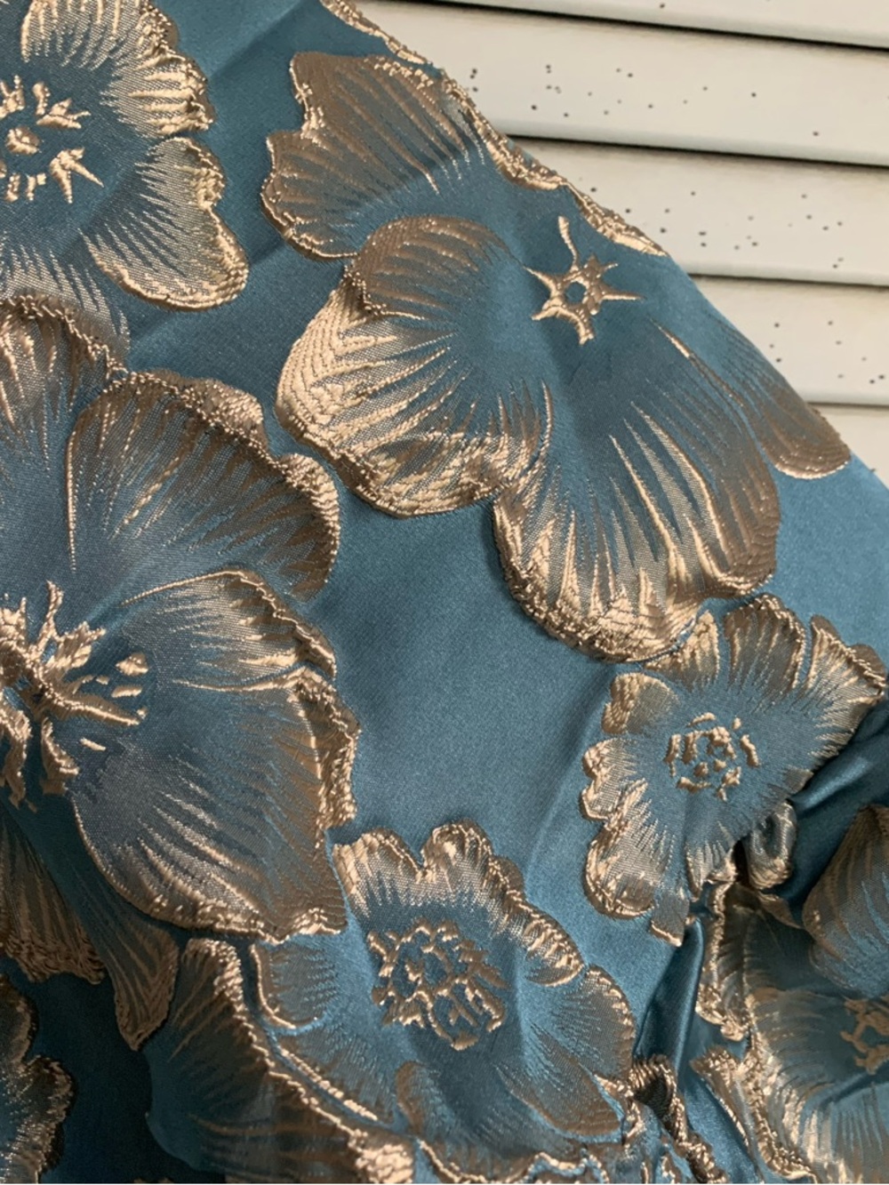 Gorgeous Teal Blue Moo Moo House Dress Embossed With Rose Gold Flowers Ruffled - Picture 6 of 6
